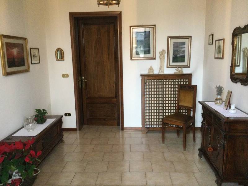 appartamento in vendita a Legnaro in zona Volparo