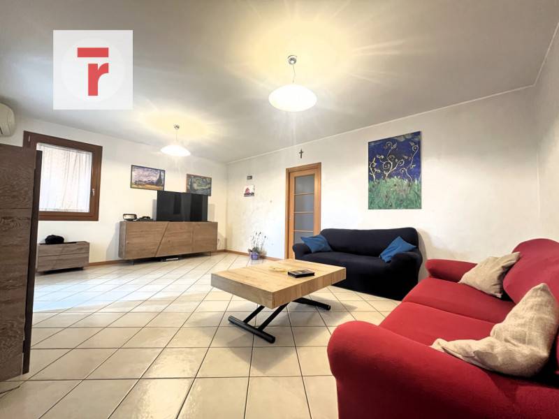 casa indipendente in vendita a Legnaro