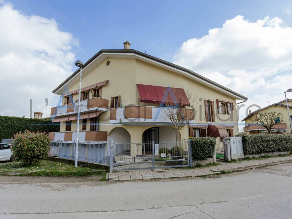 appartamento in vendita a Legnaro