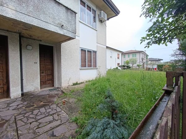 casa indipendente in vendita a Legnaro
