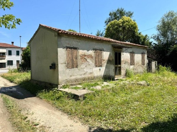 casa indipendente in vendita a Legnaro