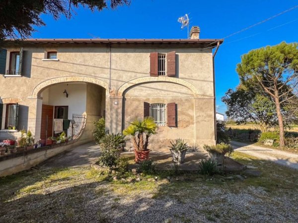 casa indipendente in vendita a Legnaro