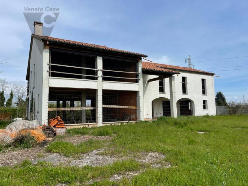 casa indipendente in vendita a Legnaro