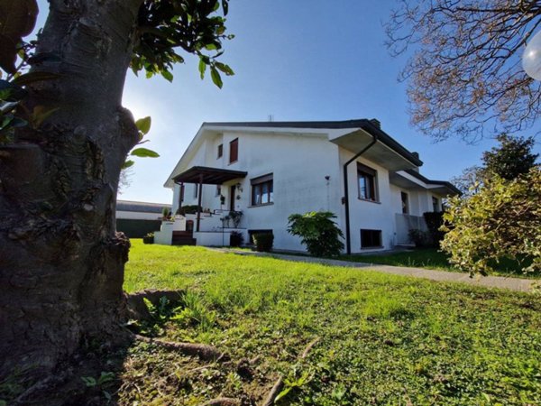 casa indipendente in vendita a Legnaro