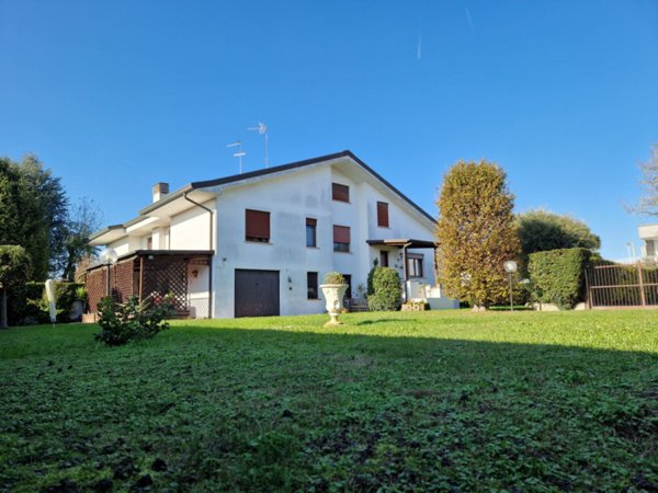 casa indipendente in vendita a Legnaro