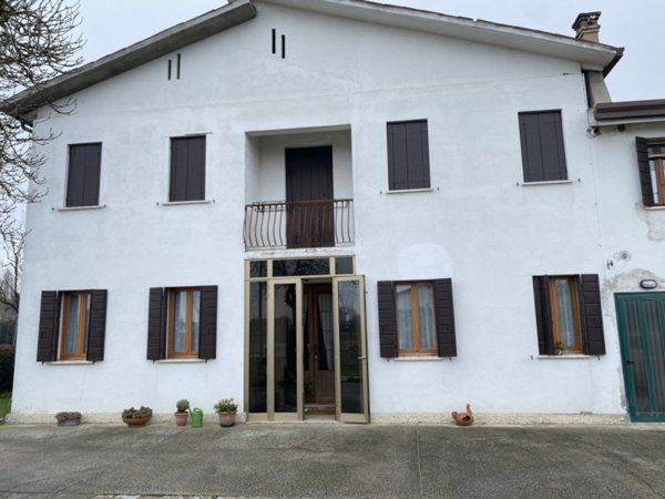 casa indipendente in vendita a Legnaro