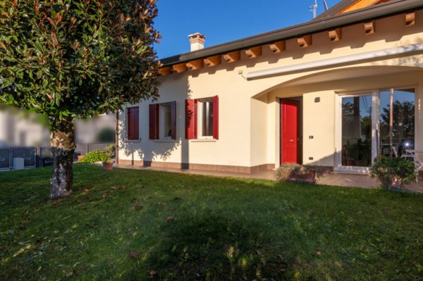 casa indipendente in vendita a Legnaro