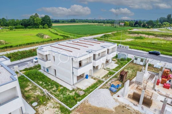 casa indipendente in vendita a Legnaro in zona Volparo