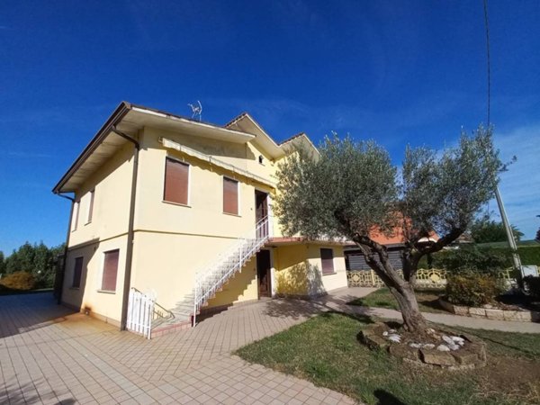 casa indipendente in vendita a Legnaro