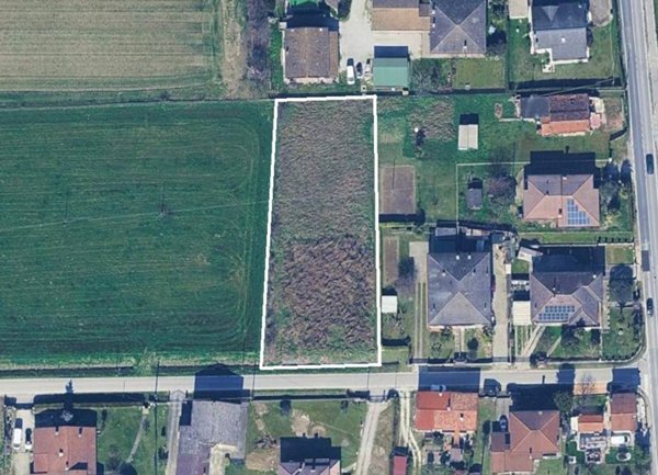 terreno agricolo in vendita a Legnaro in zona Casone