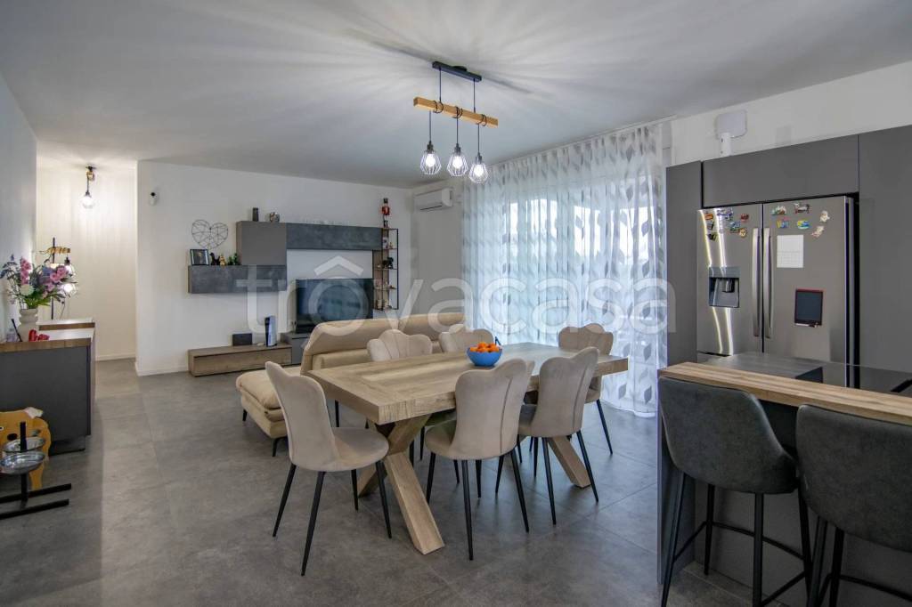 casa indipendente in vendita a Legnaro