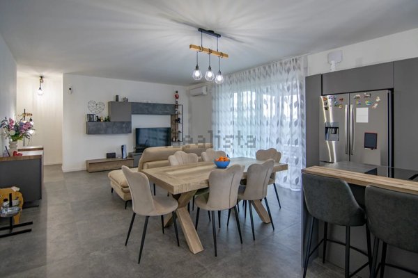 casa indipendente in vendita a Legnaro