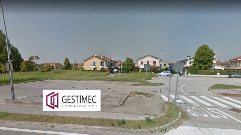 terreno edificabile in vendita a Legnaro in zona Volparo