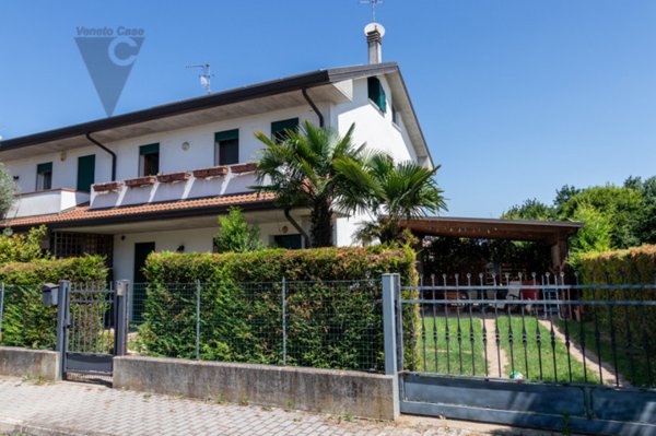 casa semindipendente in vendita a Legnaro