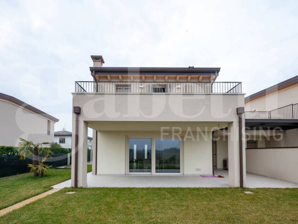 casa indipendente in vendita a Legnaro