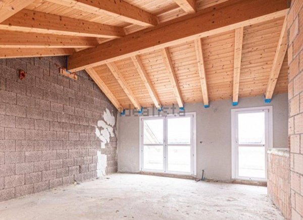 casa indipendente in vendita a Legnaro in zona Volparo