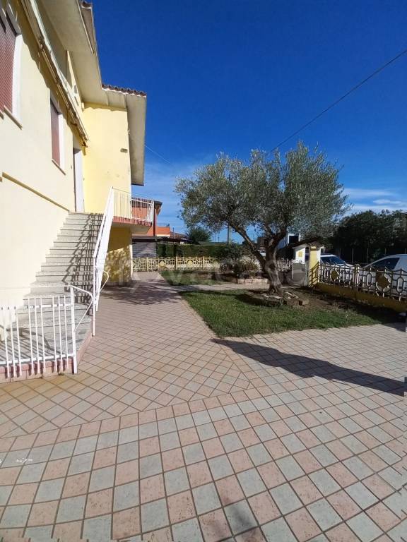 casa indipendente in vendita a Legnaro