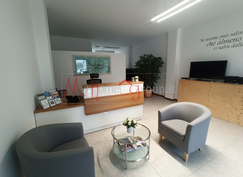 negozio in vendita a Legnaro