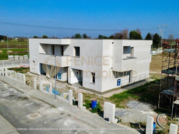 casa indipendente in vendita a Legnaro in zona Volparo