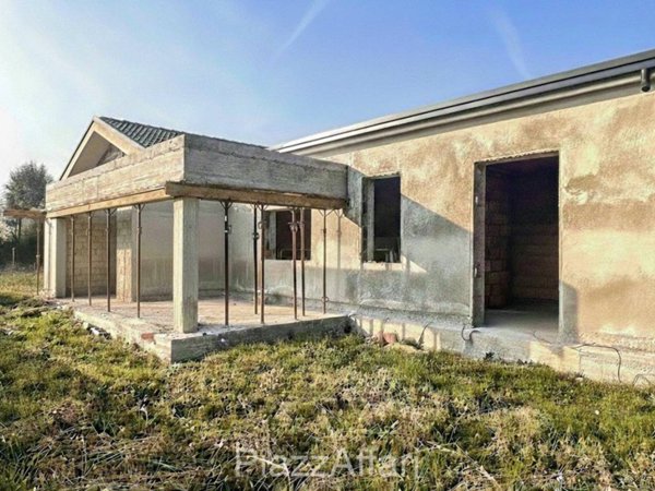 casa indipendente in vendita a Legnaro in zona Volparo