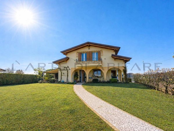 casa indipendente in vendita a Legnaro