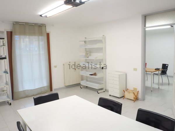 ufficio in vendita a Legnaro
