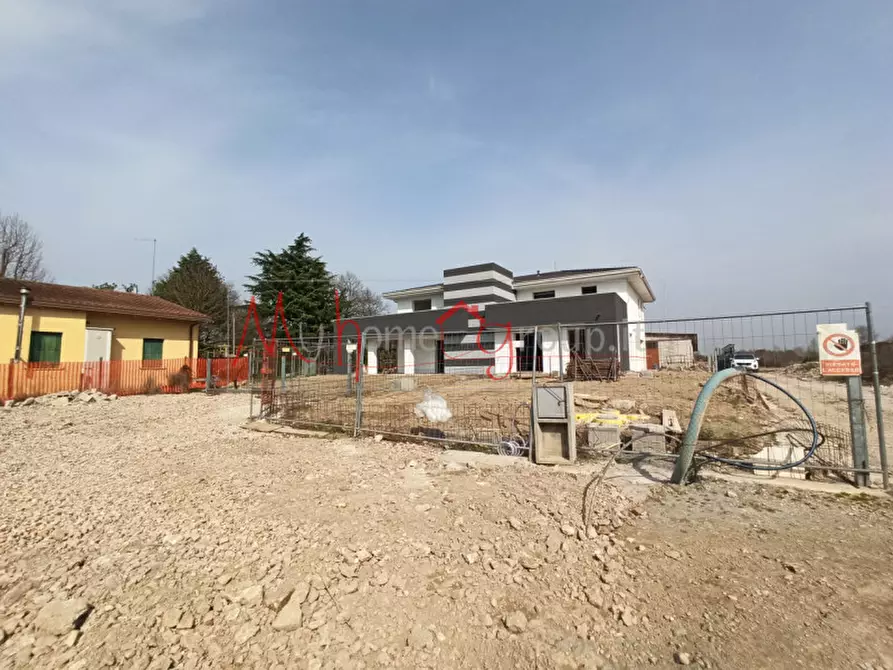 casa indipendente in vendita a Legnaro