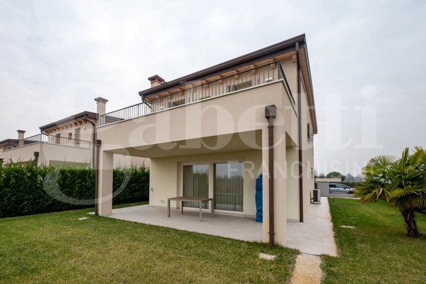 casa indipendente in vendita a Legnaro