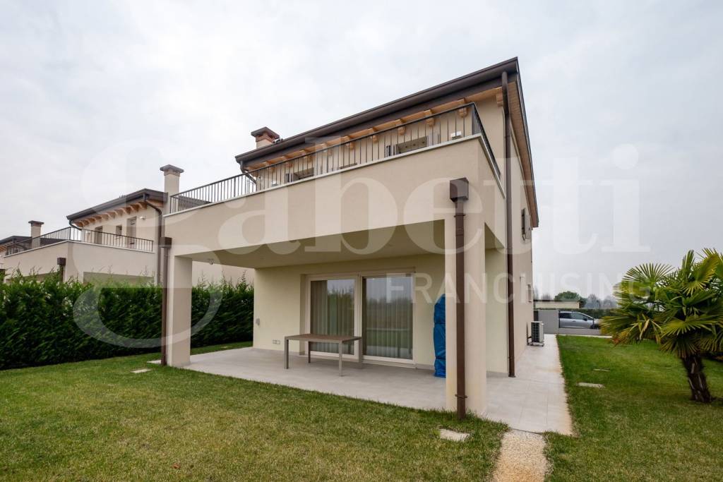 casa indipendente in vendita a Legnaro