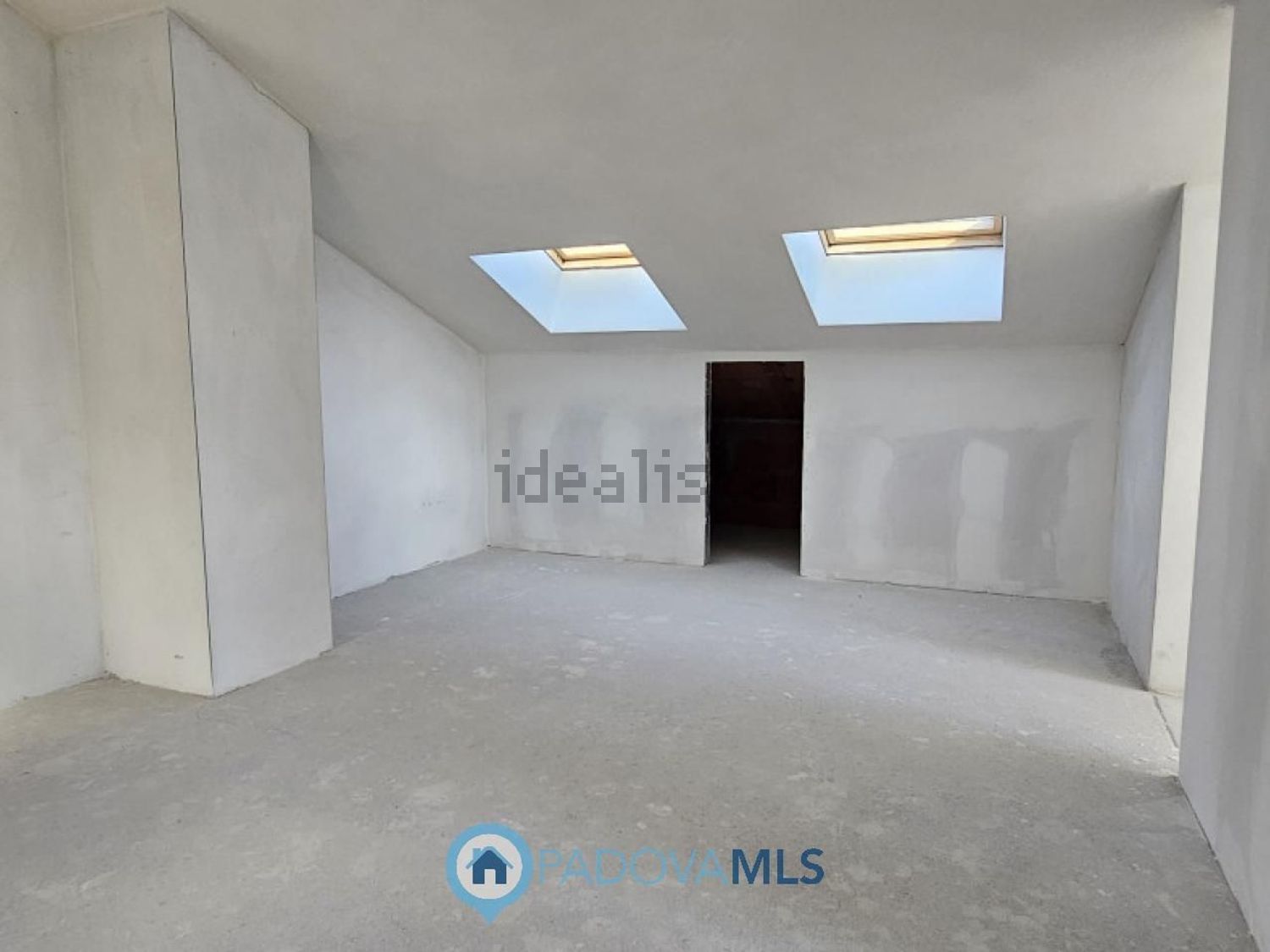 casa indipendente in vendita a Legnaro in zona Casone