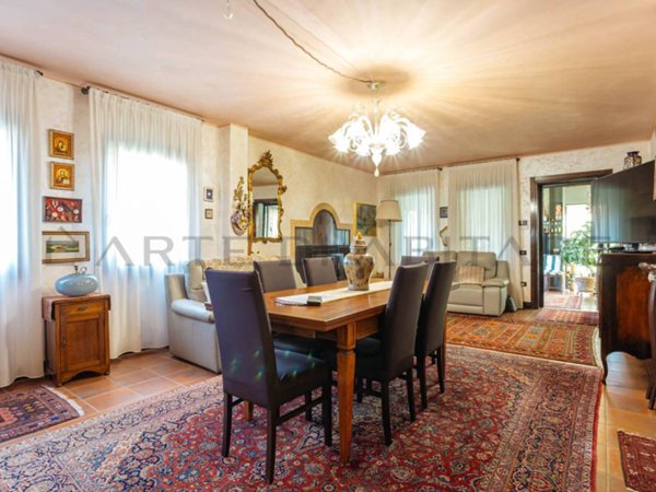 casa indipendente in vendita a Legnaro