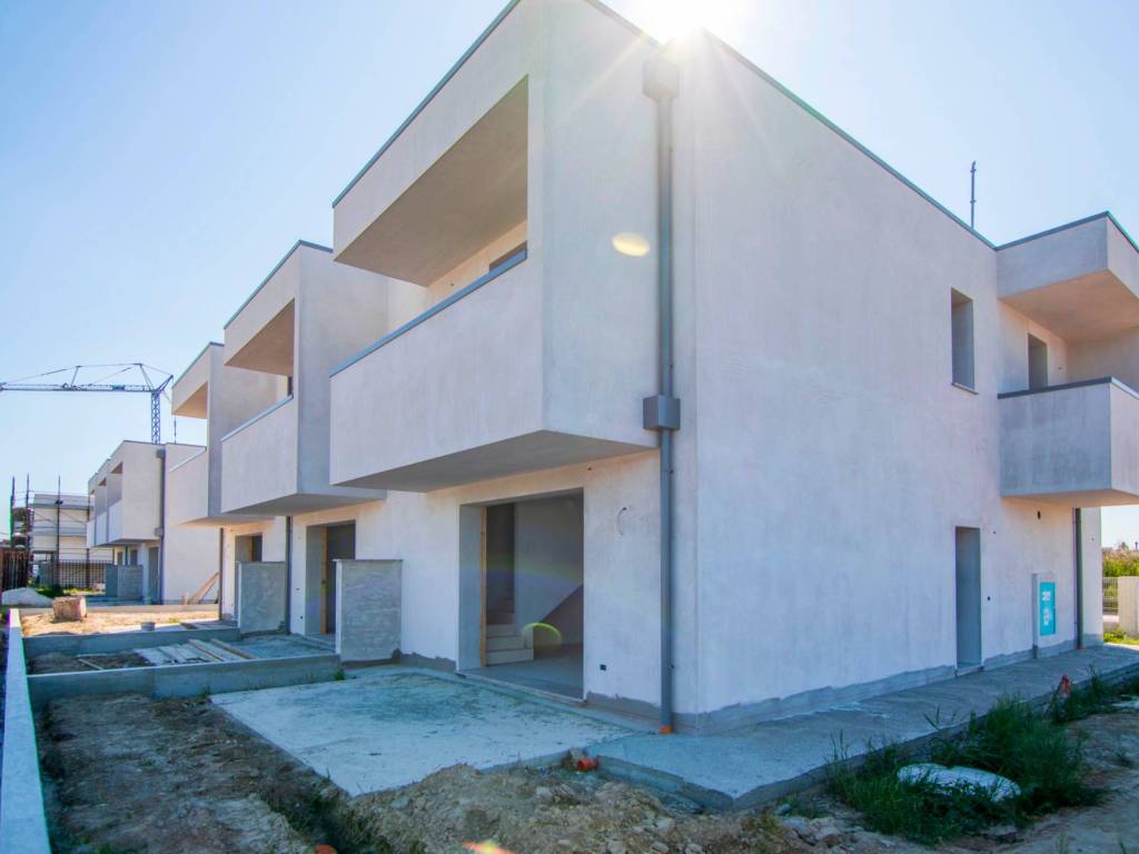 casa indipendente in vendita a Legnaro in zona Volparo
