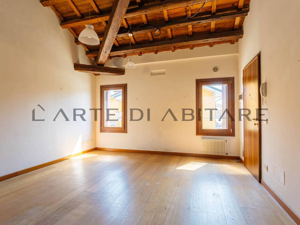 appartamento in vendita a Legnaro in zona Volparo