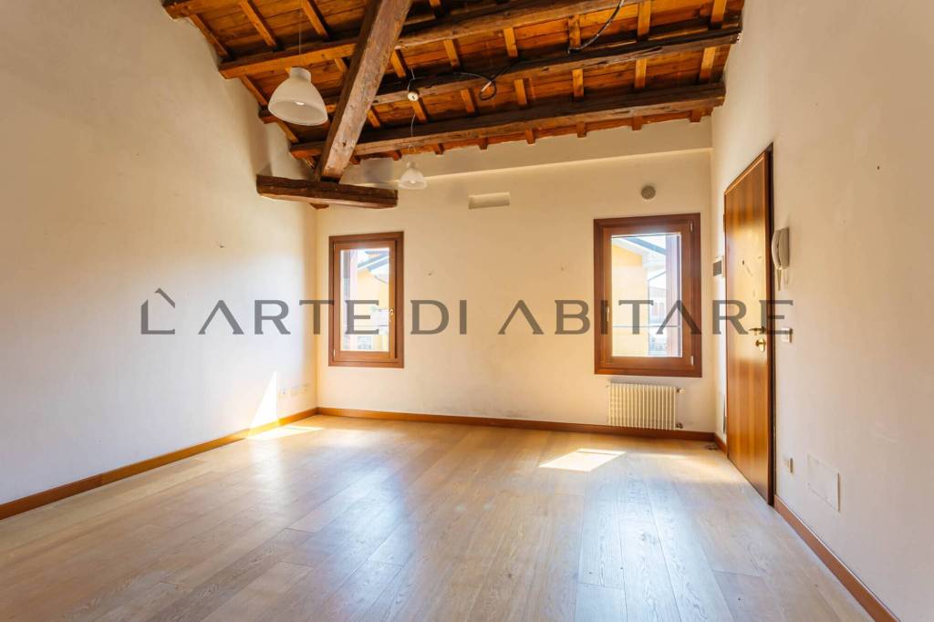 appartamento in vendita a Legnaro in zona Volparo