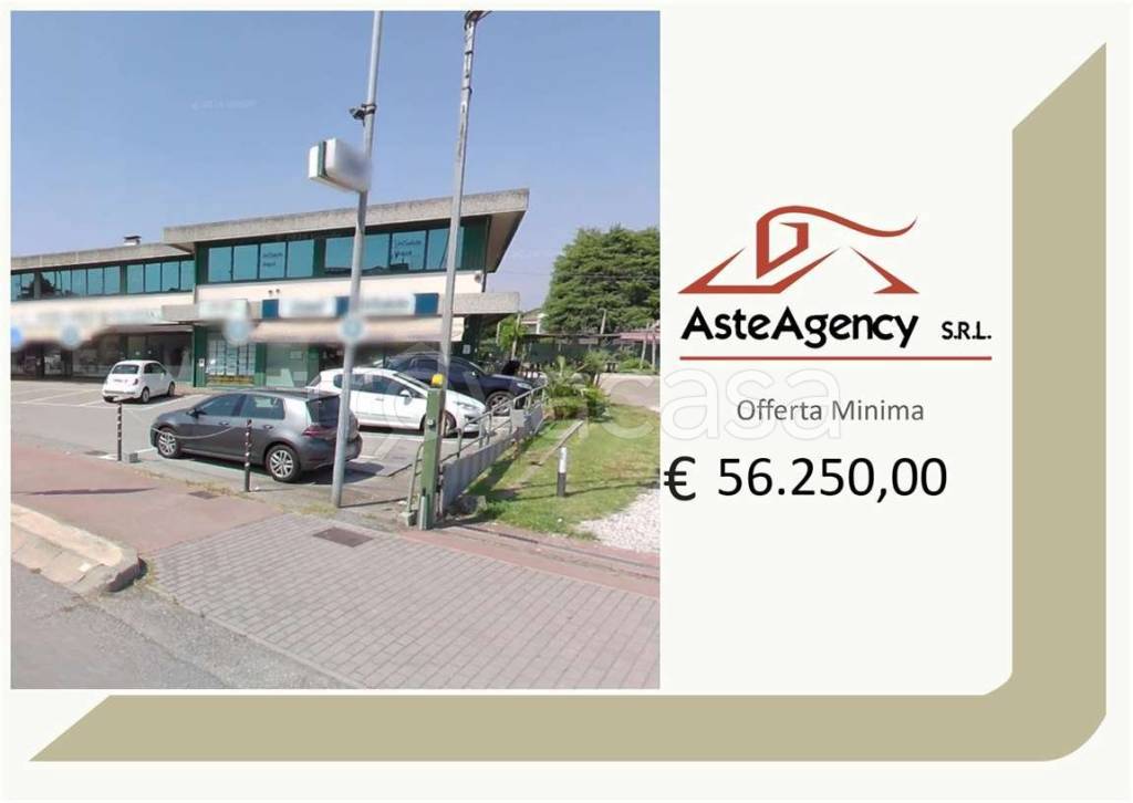 ufficio in vendita a Legnaro in zona Volparo