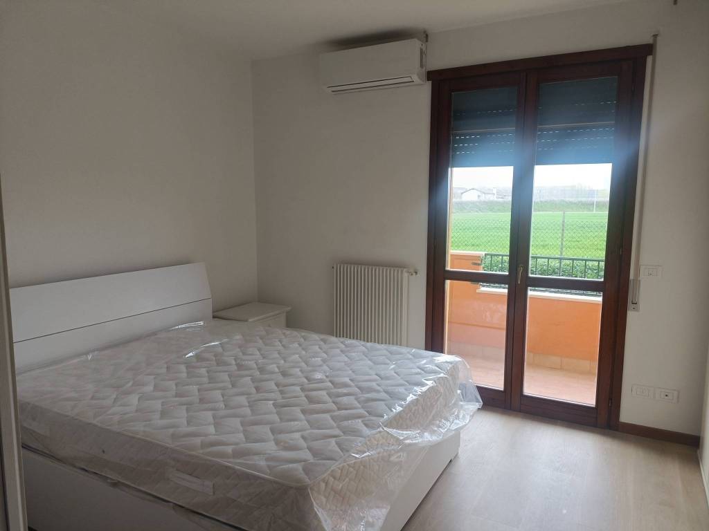 appartamento in vendita a Legnaro in zona Volparo