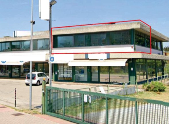 ufficio in vendita a Legnaro in zona Volparo
