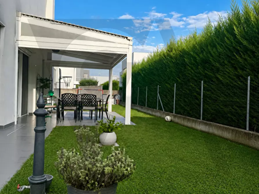 appartamento in vendita a Legnaro in zona Volparo