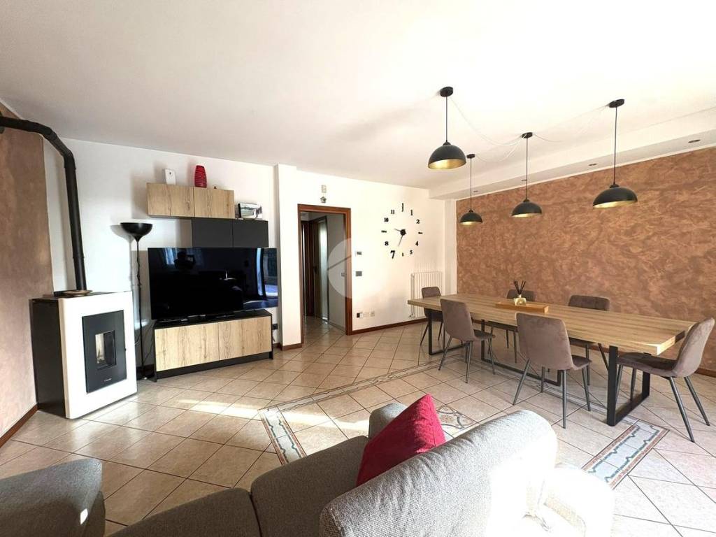 casa indipendente in vendita a Legnaro in zona Casone