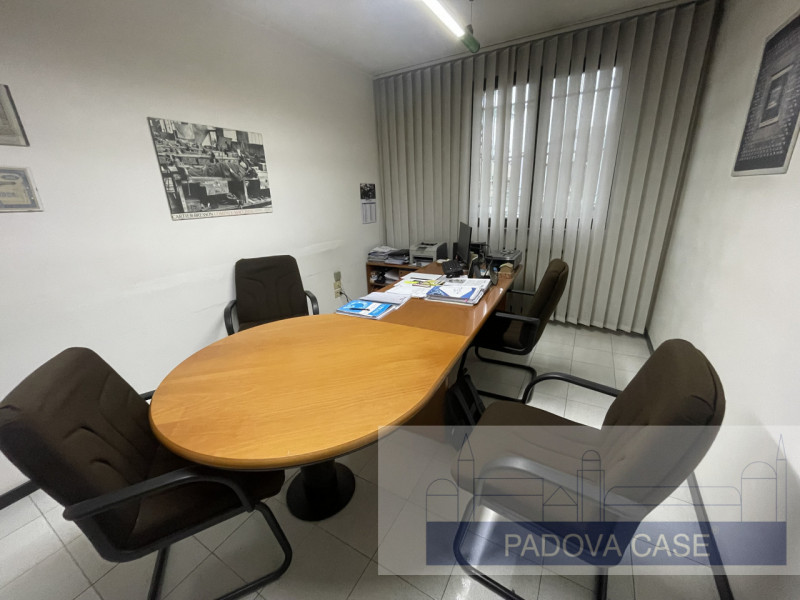 ufficio in vendita a Limena