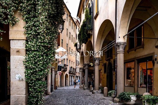 capannone in vendita a Limena