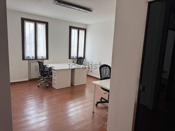 ufficio in vendita a Limena
