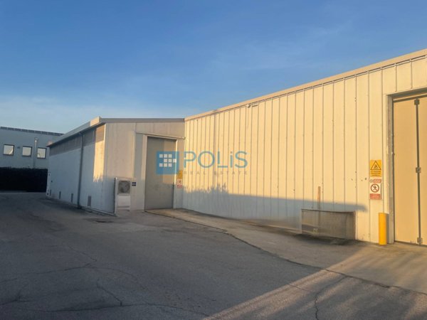 capannone in vendita a Limena