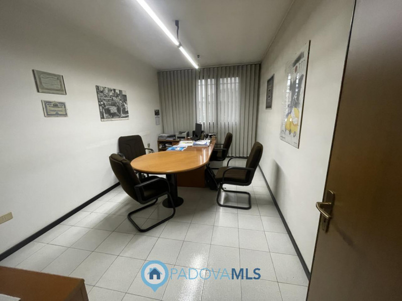ufficio in vendita a Limena