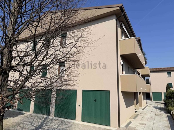 locale di sgombero in vendita a Limena