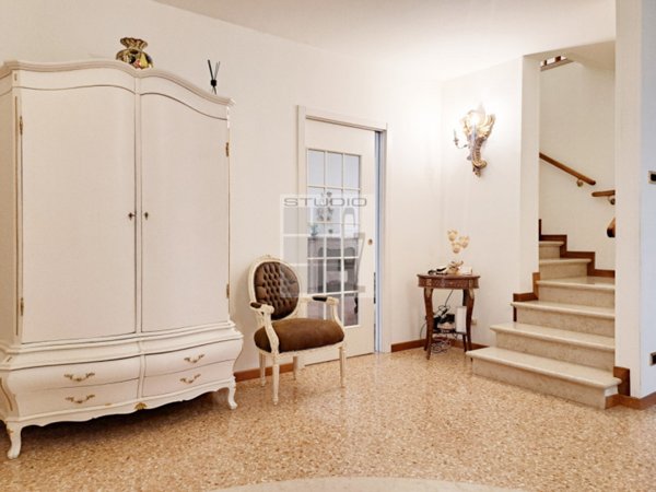casa indipendente in vendita a Loreggia in zona Loreggiola
