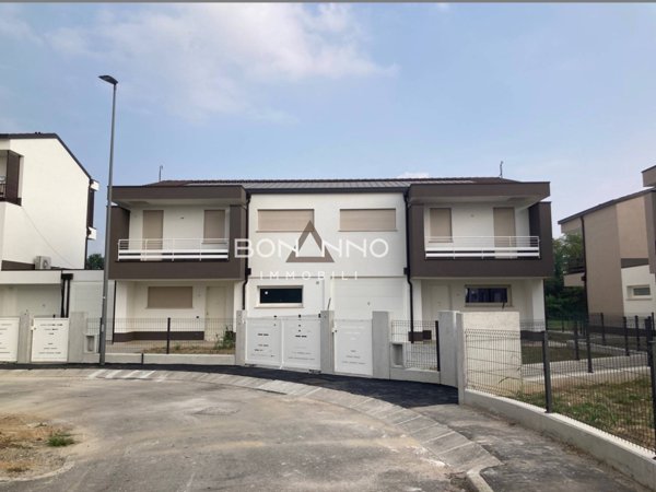 casa indipendente in vendita a Loreggia