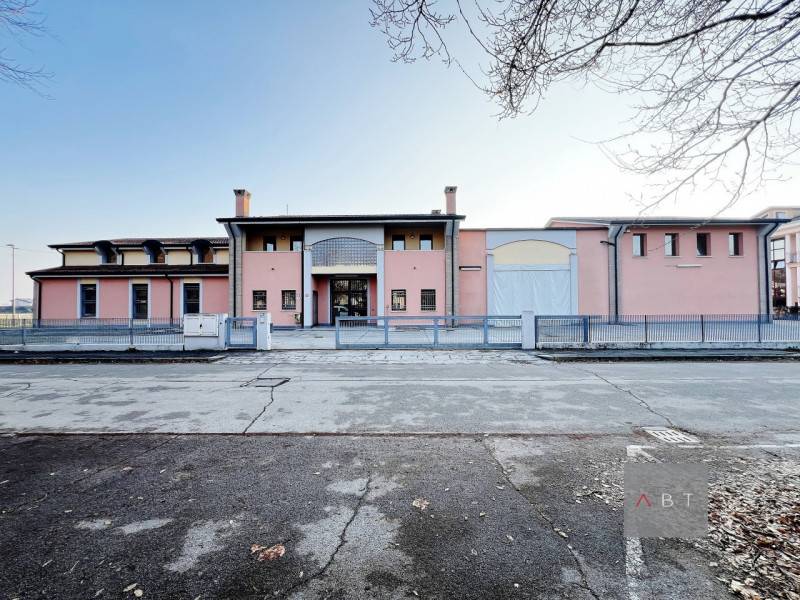 negozio in vendita a Loreggia