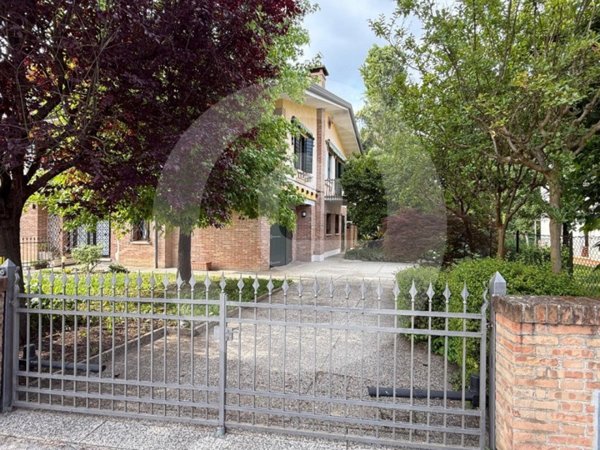 casa indipendente in vendita a Loreggia