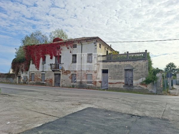casa indipendente in vendita a Loreggia